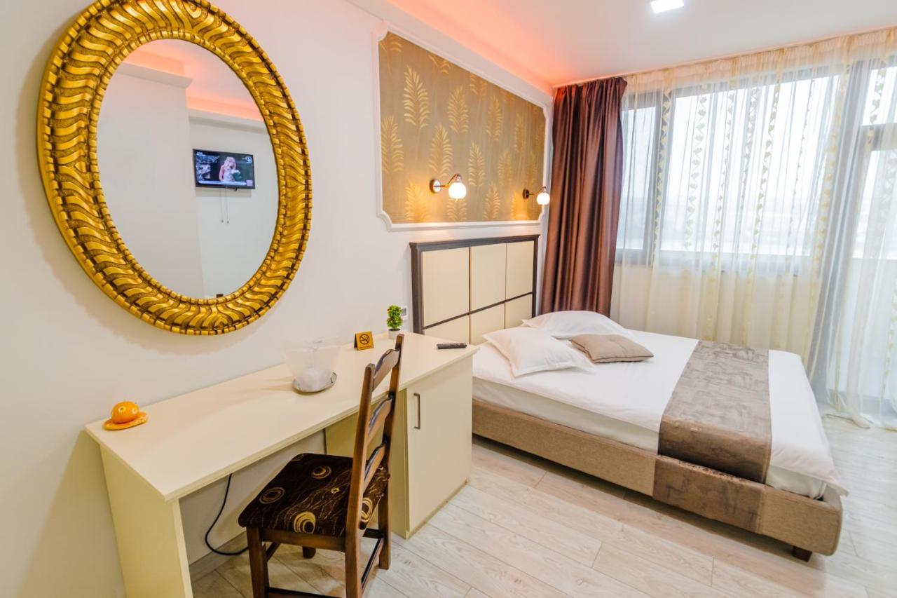Hostel Parc Fălticeni Exteriér fotografie